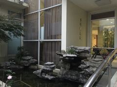 -上海怡沁园度假酒店