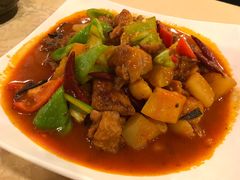 特色的大盘鸡-维吾尔餐厅(宜山路店)