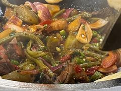 -胜景山庄柴火鸡