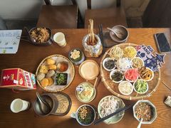 -包整·丝娃娃(甲秀楼景观店)