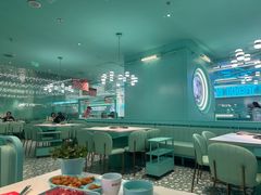 -季季红火锅(柳州城中万达二店)