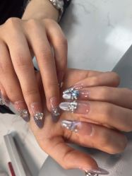 -尤米一站式美甲美睫