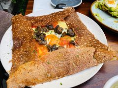 鸡蛋蘑菇熏肉荞麦可丽饼-RAC BAR(安福路店)