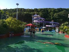-平湖九龙山乐满地水上乐园