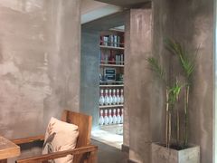 -HIGH FIVE哈福手工汉堡(桂林路店)