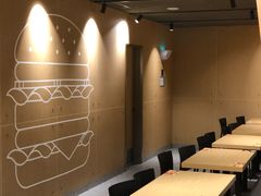 -麦当劳(国际社区店)