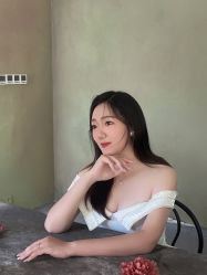 -唯一旅拍·颂当代影像艺术中心(上城店)