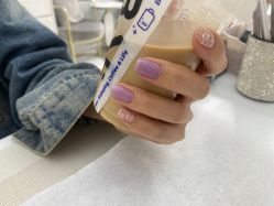 -赢韵美甲美睫瑞士净斑中心