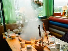靠窗位-咕嘟草帽鱼·牛奶一样的鲜鱼汤(天鹅湖万达广场店)