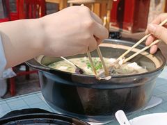 -土砂锅生态山庄·非遗砂锅雅鱼