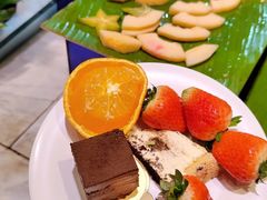 -川骄海鲜自助(王府井奥莱UP TOWN店原世界之花店)