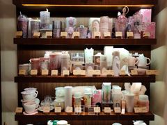 零售区-星巴克臻选(思南公馆店)