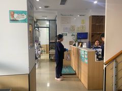 -瑞派天使宠物医院·神经外科·骨科·核磁CT(洛川中路店)