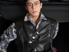 -深圳锦龙奥迪4S店(前海店)