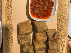 -黄泥岗·地道湖北菜(奥特莱斯店)