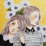 美不胜收，花瓣萦绕的小姐姐