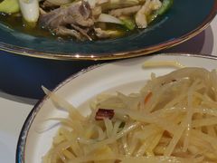 巴里坤酸辣土豆丝-阿娜尔·新疆菜(宜家荟聚中心店)