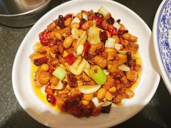 -万重锦·人文川菜馆(骡马市店)