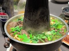 -香山湖家家宴(中山陵店)
