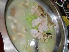 -地方名吃海鲜大馅蒸饺(北戴河店)