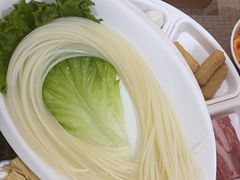 -鸡遇虾煲干锅火锅(小寨金莎店)