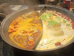 -鹿鸣山草本茶香火锅(园西路店)