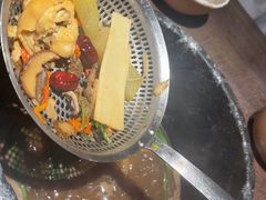 -蘑界·野生菌火锅(深业上城店)