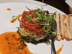 牛肉塔塔配牛油果黑橄榄酱-Solo(衡山路店)