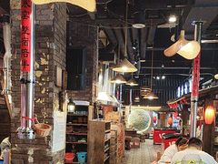 -破瓦寒窑·地摊烤羊排