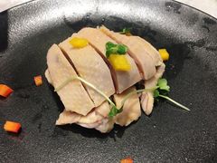 脆皮咸草鸡-望乡楼上海菜(日月光店)