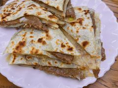 -溢心园香河肉饼总店