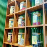这谁家那么大胆，在中药铺里开奶茶店
