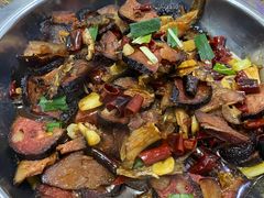 -湖南人家湘菜馆(镇江路店)