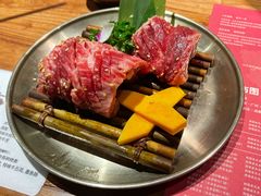 秘制卷牛肋排-西塔老太太泥炉烤肉(万柳华联店)