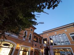 -枫叶小镇奥特莱斯