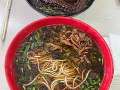 -小龙大肉面馆