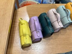 -Longchamp(佛罗伦萨小镇奥特莱斯店)