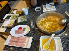 -一席地·本地鸡窝·杭帮鸡火锅(萧山银隆百货店)