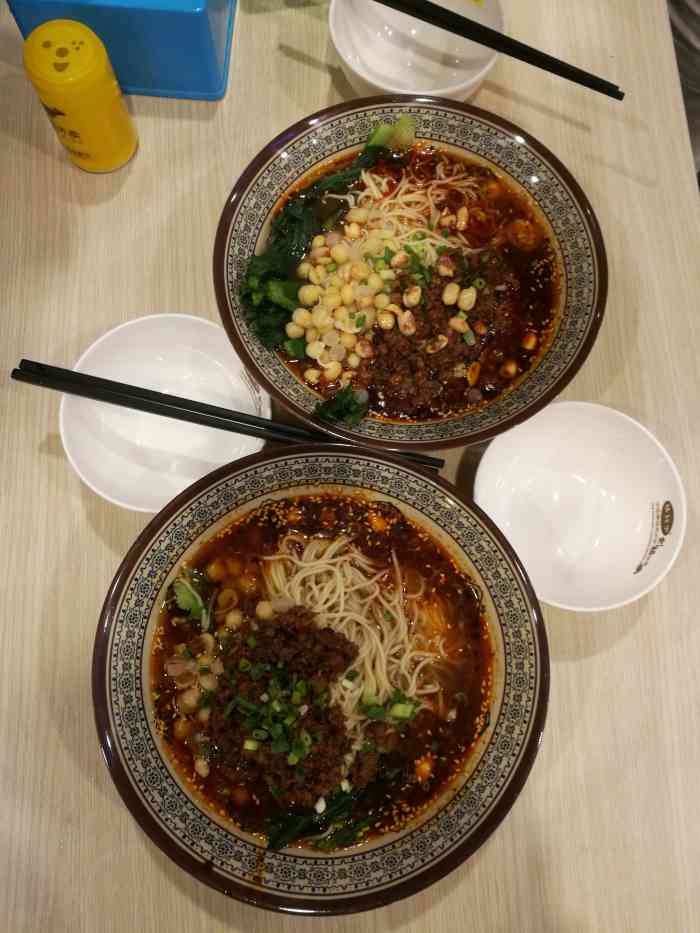 口口香特色面(慧园店)-"晚上吃了这家店的面条,我吃的刀削面,二两.