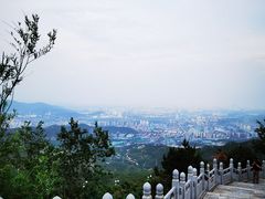-定都峰