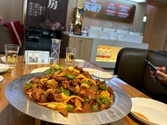 -俭寨大盘鸡·手抓肉·烧烤新疆菜(乌苏路店)