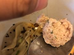 -香山胡记吴江路生煎(灵山路店)