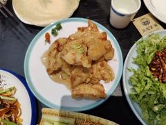 满圆私房锅包肉-满园烤鸭·春饼(沈北万达店)