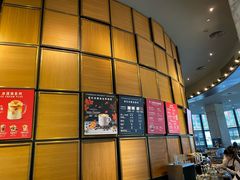 -星巴克臻选(惠州华贸天地1楼店)