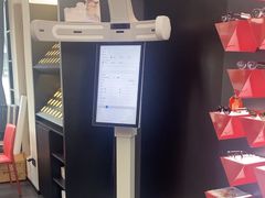 -肆兮眼镜·蔡司·徕卡战略合作店(大坪店)
