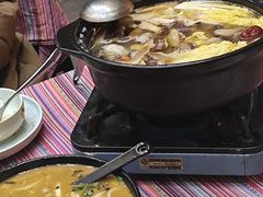 -香巴拉云南餐厅(华莱坞店)