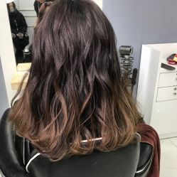 -DL HAIR SALON
