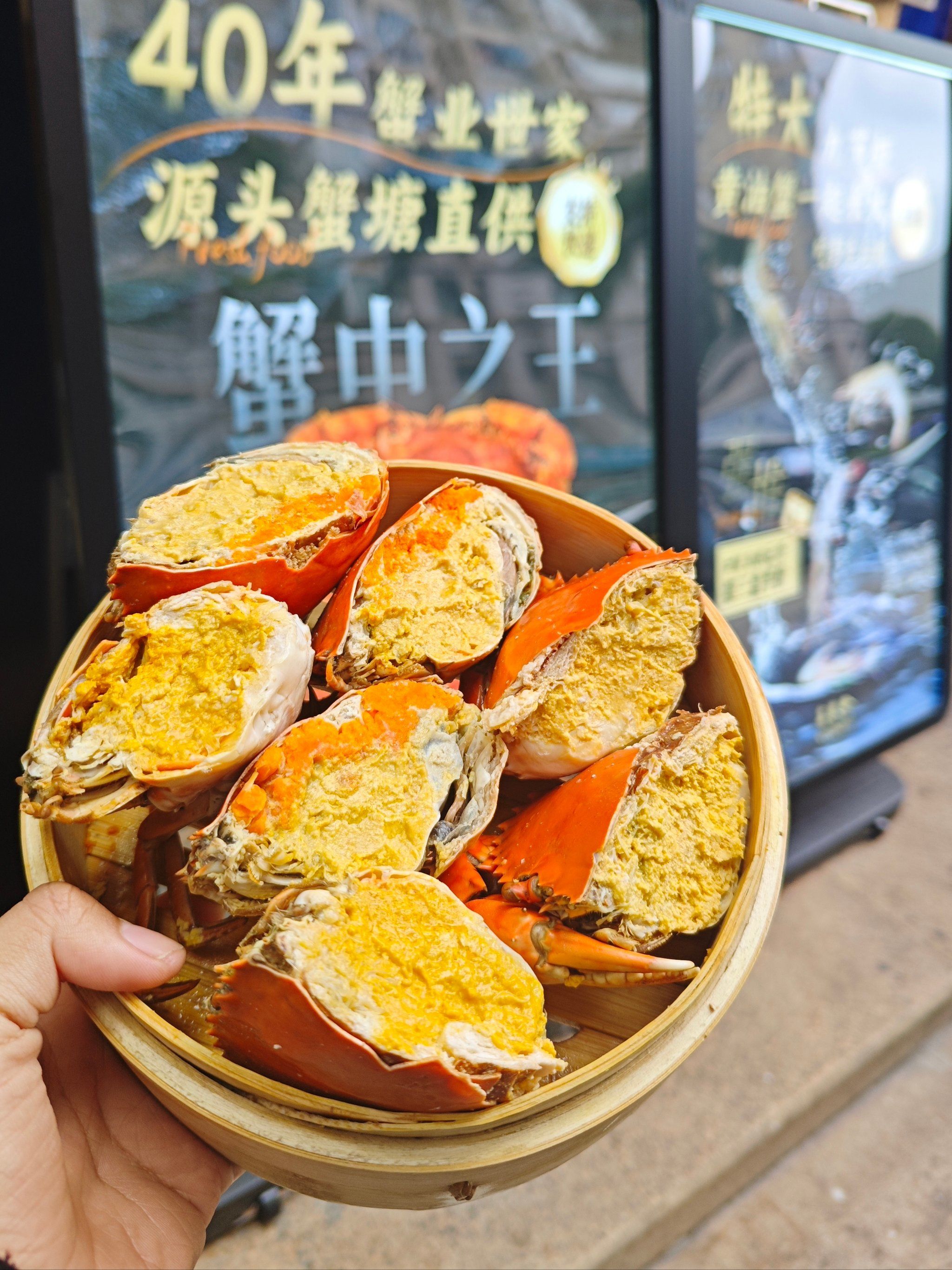 早上捕捞中午上桌的黄油蟹!肉厚膏肥