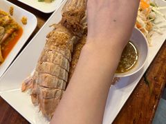 -两兄弟Song Pee Nong(2号店)
