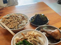 -再回首鸡肉米线(人民路一店)